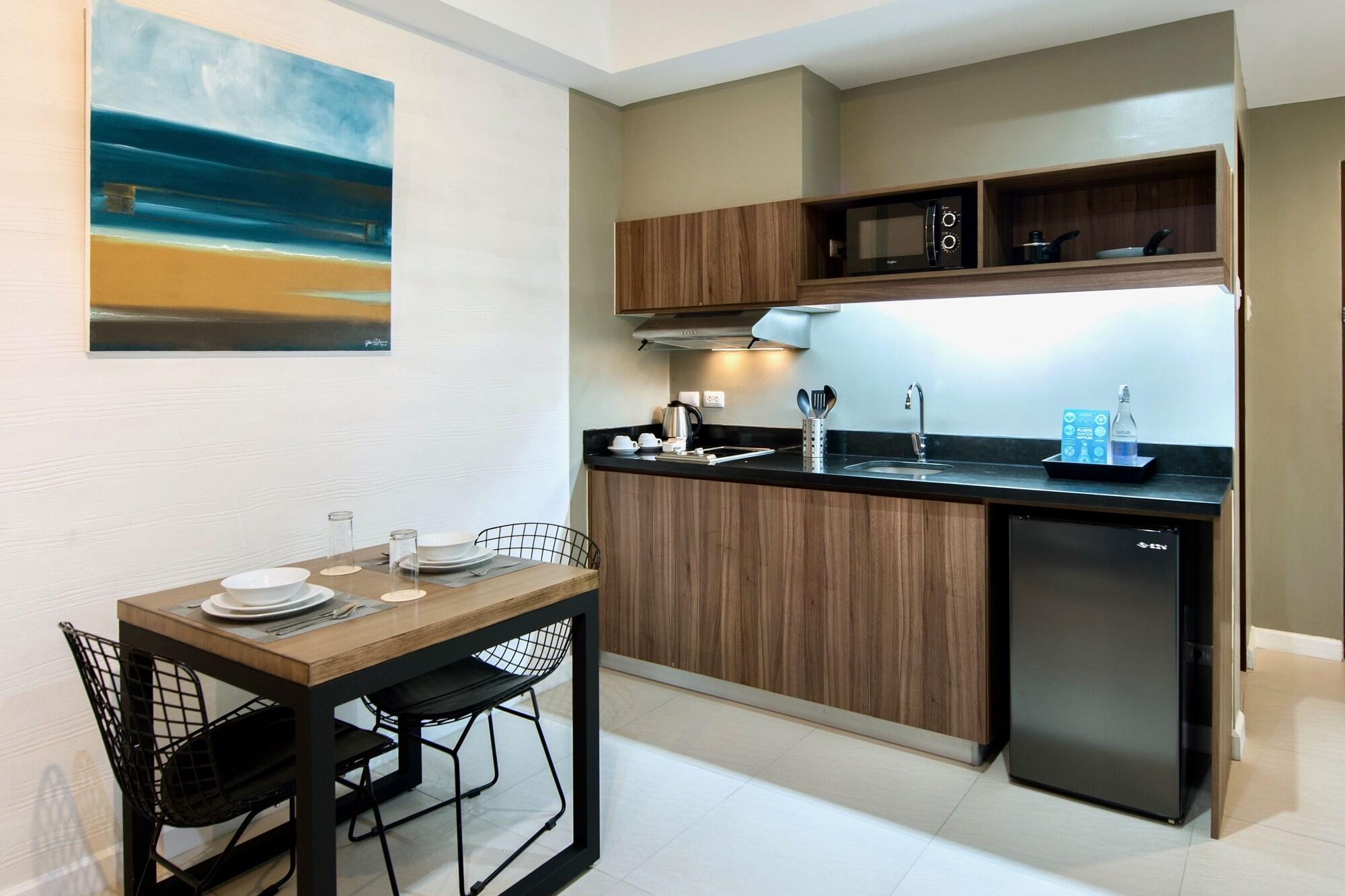 The Sphere Serviced Residences Managed By Hii Makati City Exterior foto