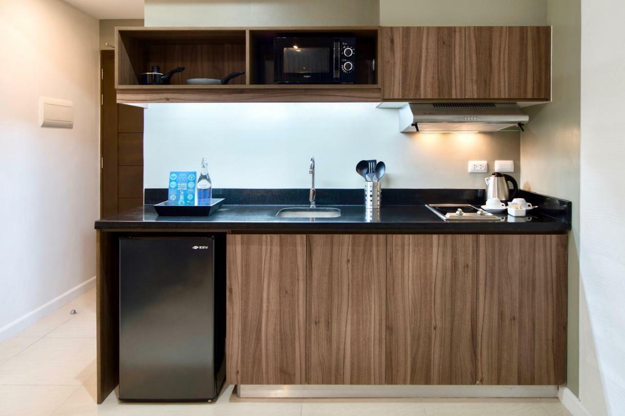 The Sphere Serviced Residences Managed By Hii Makati City Exterior foto